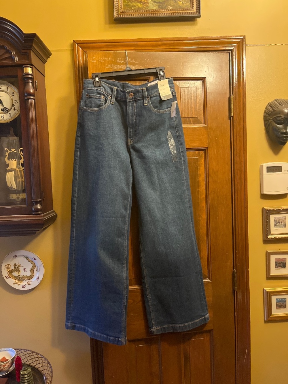 NWT Gap Brand High Rise “Stride” Wide Leg Jeans.  Sz. 8